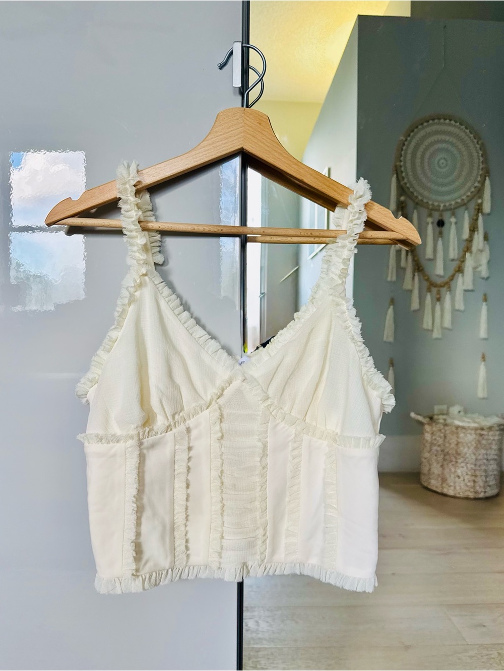 Women’s Cream Ruffled Cropped Tank Top